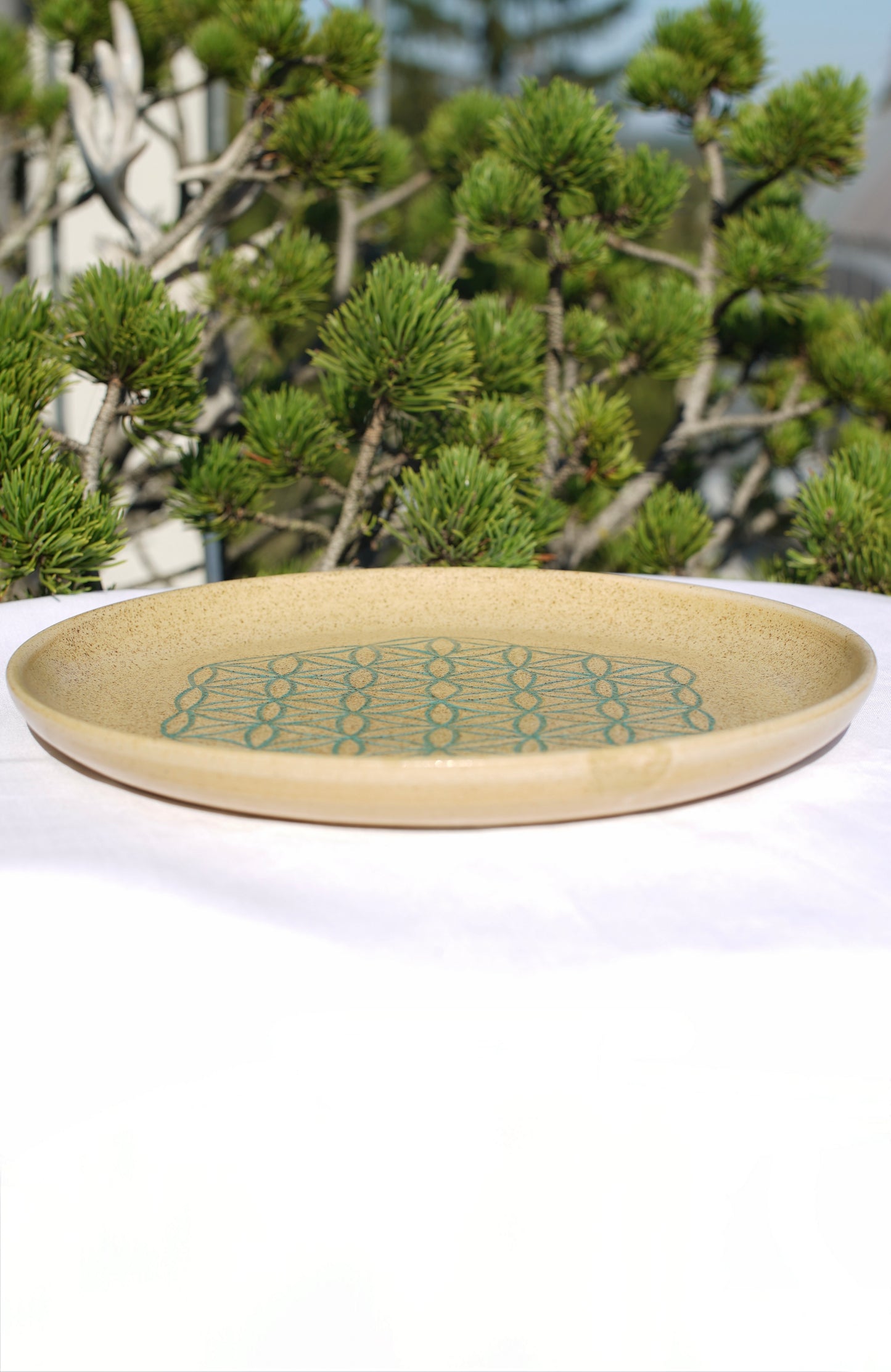 Teller mit Blume des Lebens in Jade