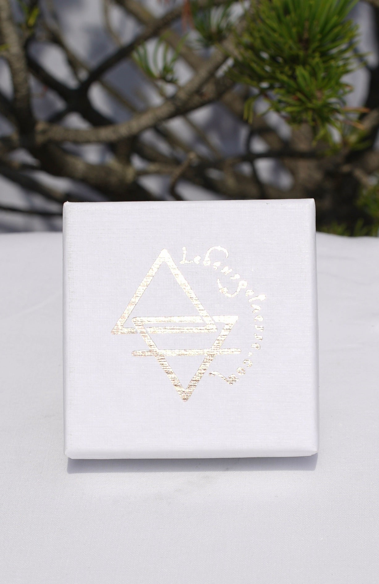 Amulet spiral - 24 carat real gold, white and red