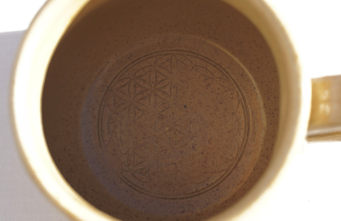 Tasse Blume des Lebens Jade Sgraffito