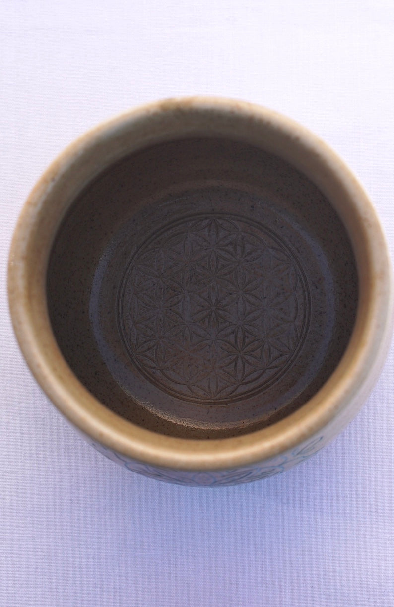 Becher Mandala jade