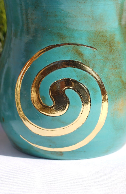 Tasse Jade Spirale 24 Karat Gold (2)