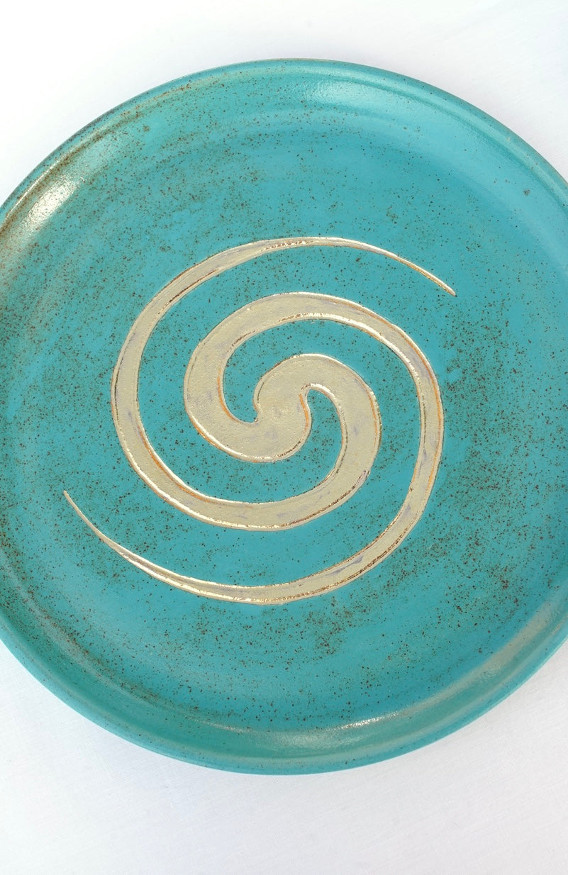 Assiette Jade Spirale or 24 carats