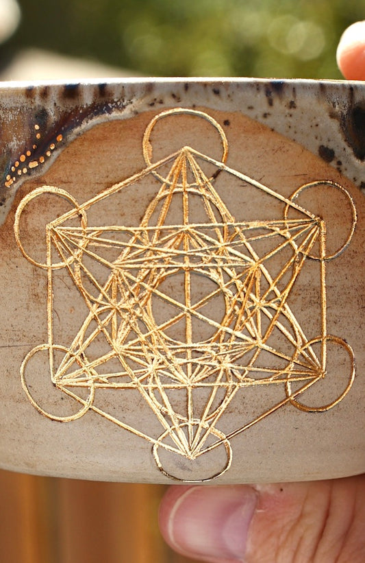 Becher Kakaozeremonie mit Metatrons Würfel 24 Karat Gold (2)