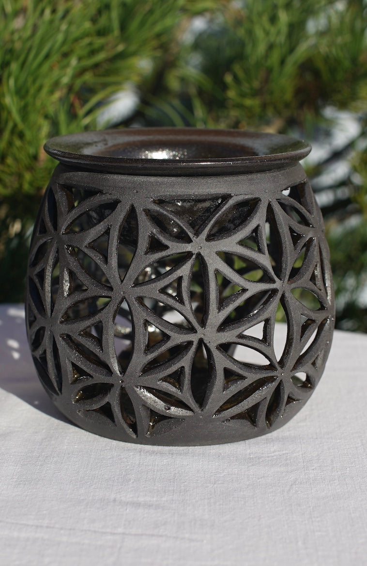Aromaöl-Lampe "Blume des Lebens" schwarz