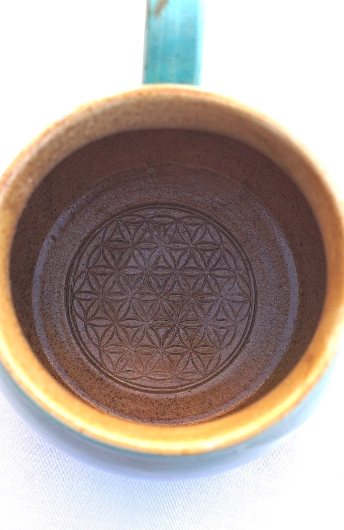 Tasse Jade Spirale or 24 carats