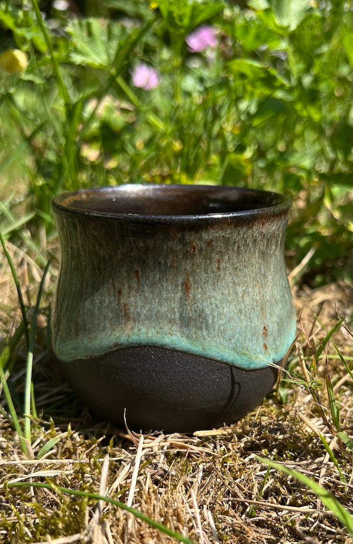 Becher Berkana-Rune