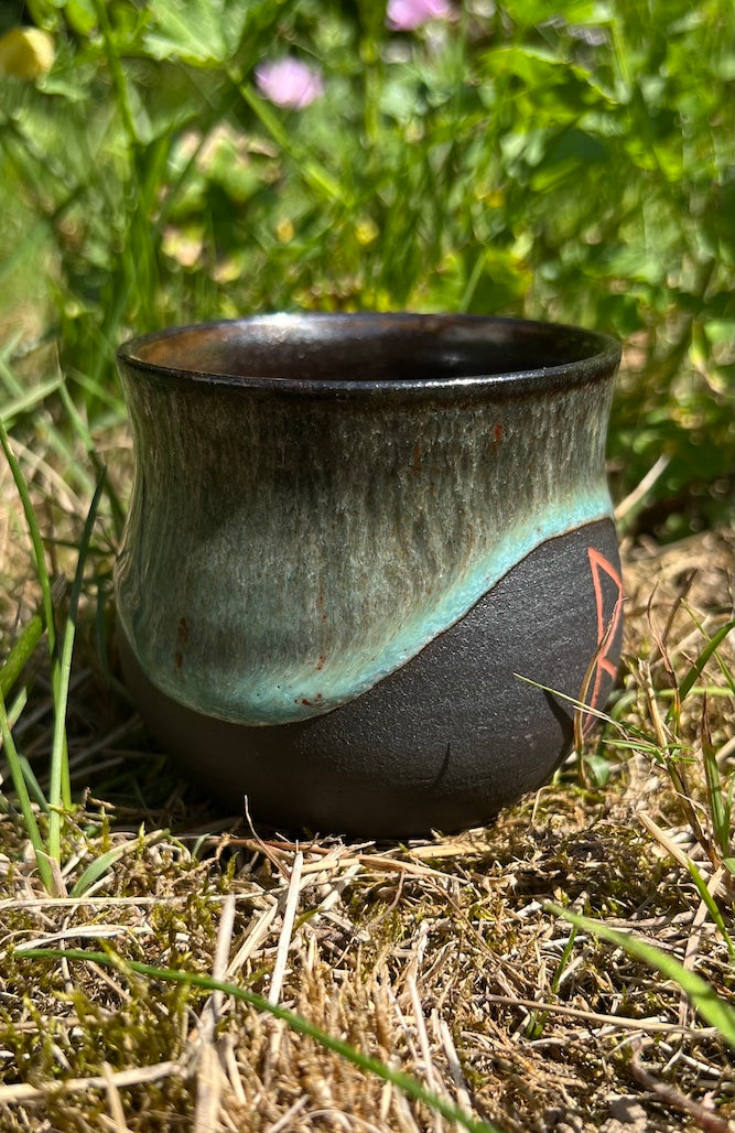 Becher Berkana-Rune