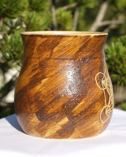 ? tasse de cubes de métatrones d'argile