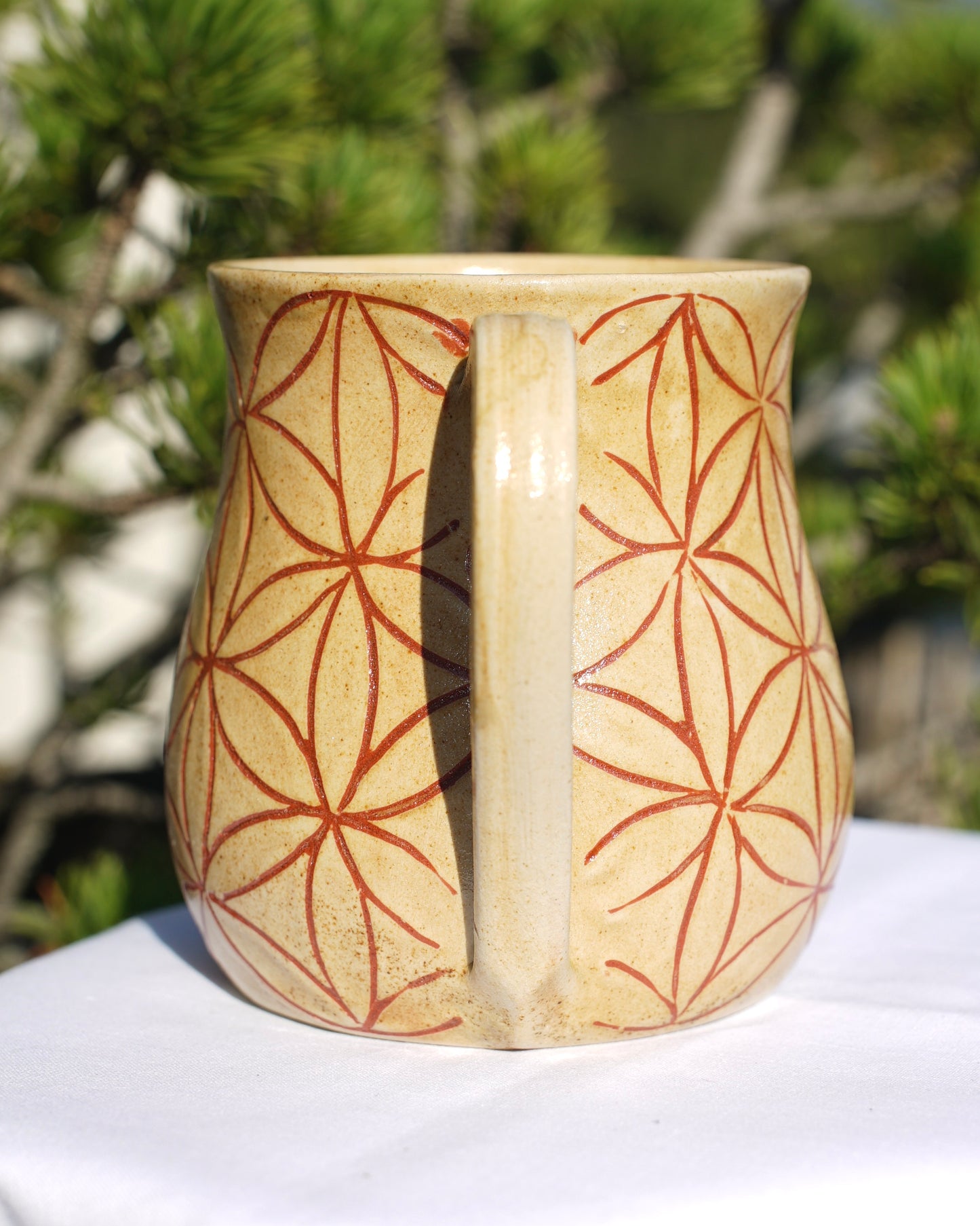 Tasse Blume des Lebens zimt Sgraffito 3