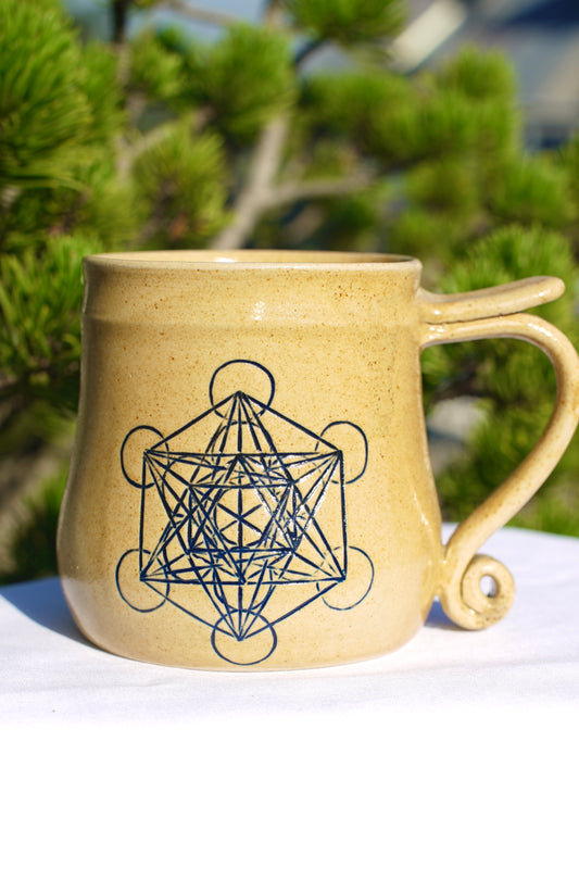 Tasse antik Metatrons Würfel blau