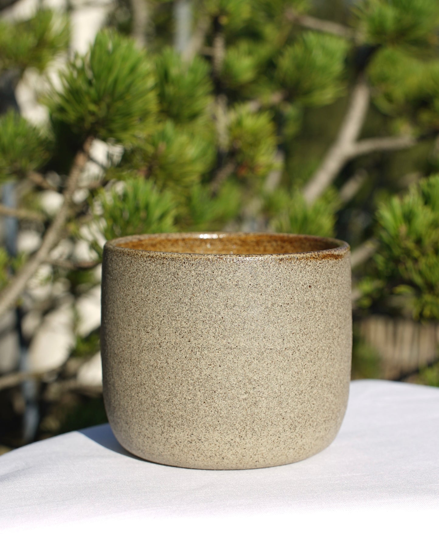 Mug gray with Venus flower light green