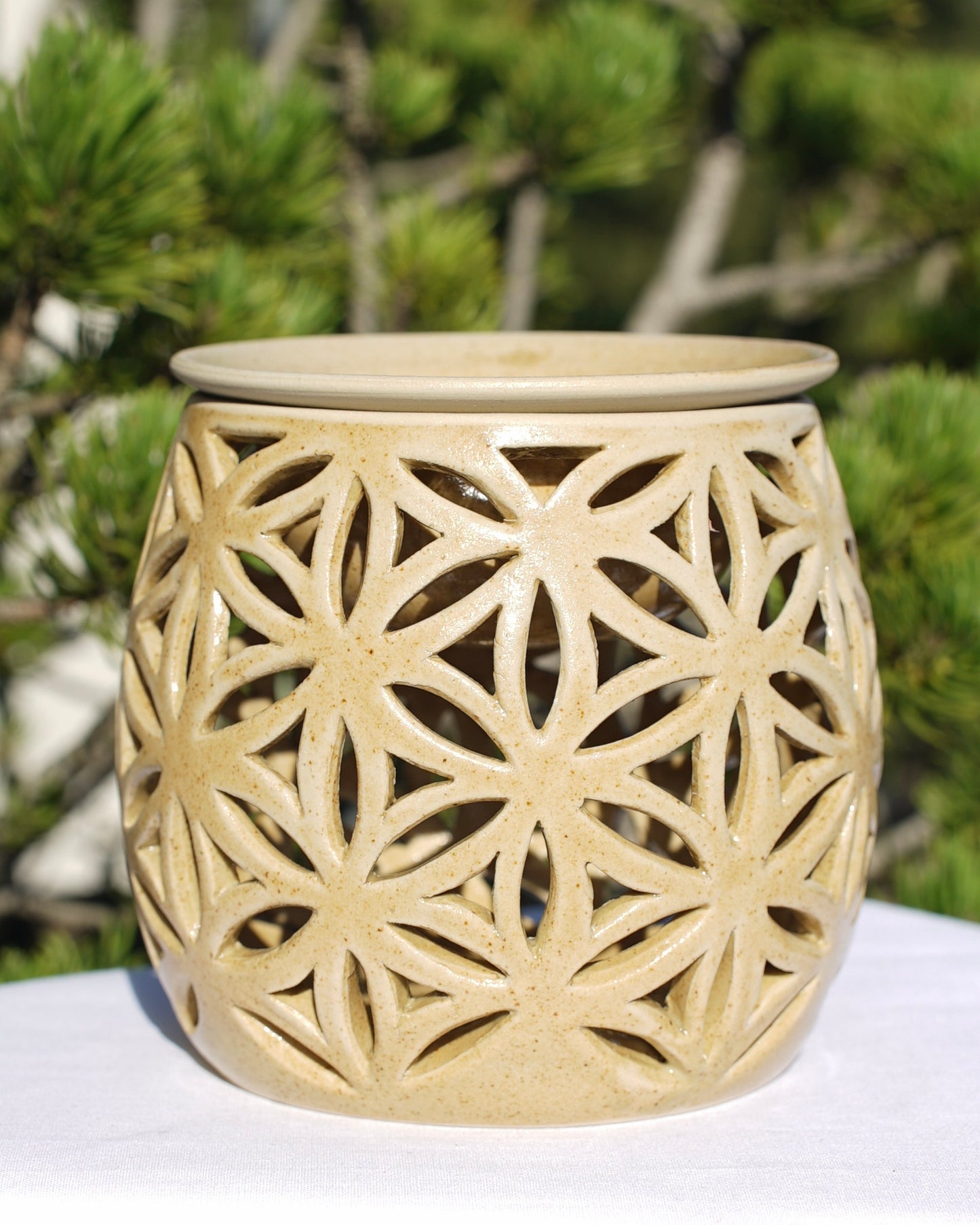 Aromaöl-Lampe "Blume des Lebens"