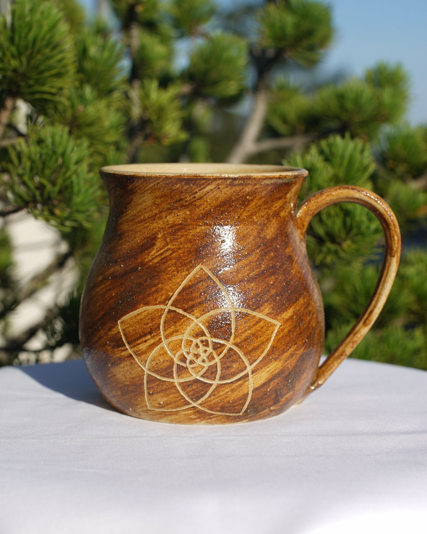 Cup of Venus flower with healing clay