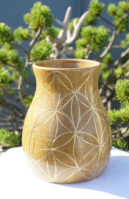 Vase Fleur de vie or 24 carats