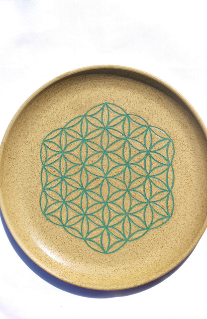 Assiette avec Fleur de vie en jade
