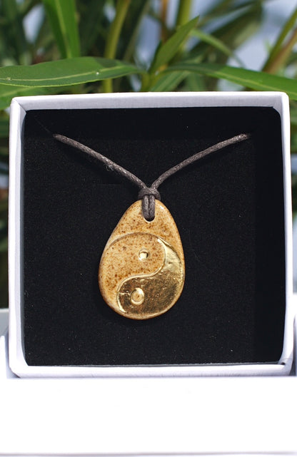 Amulett Yin Yang in 24 Karat Gold klein