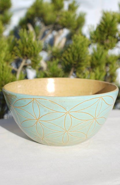 Bol à céréales XL bleu clair avec Fleur de vie