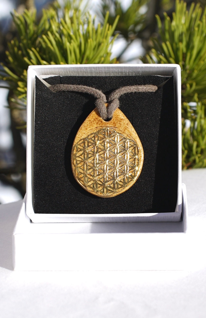 Amulett Samen des Lebens und Blume des Lebens in 24 Karat Gold