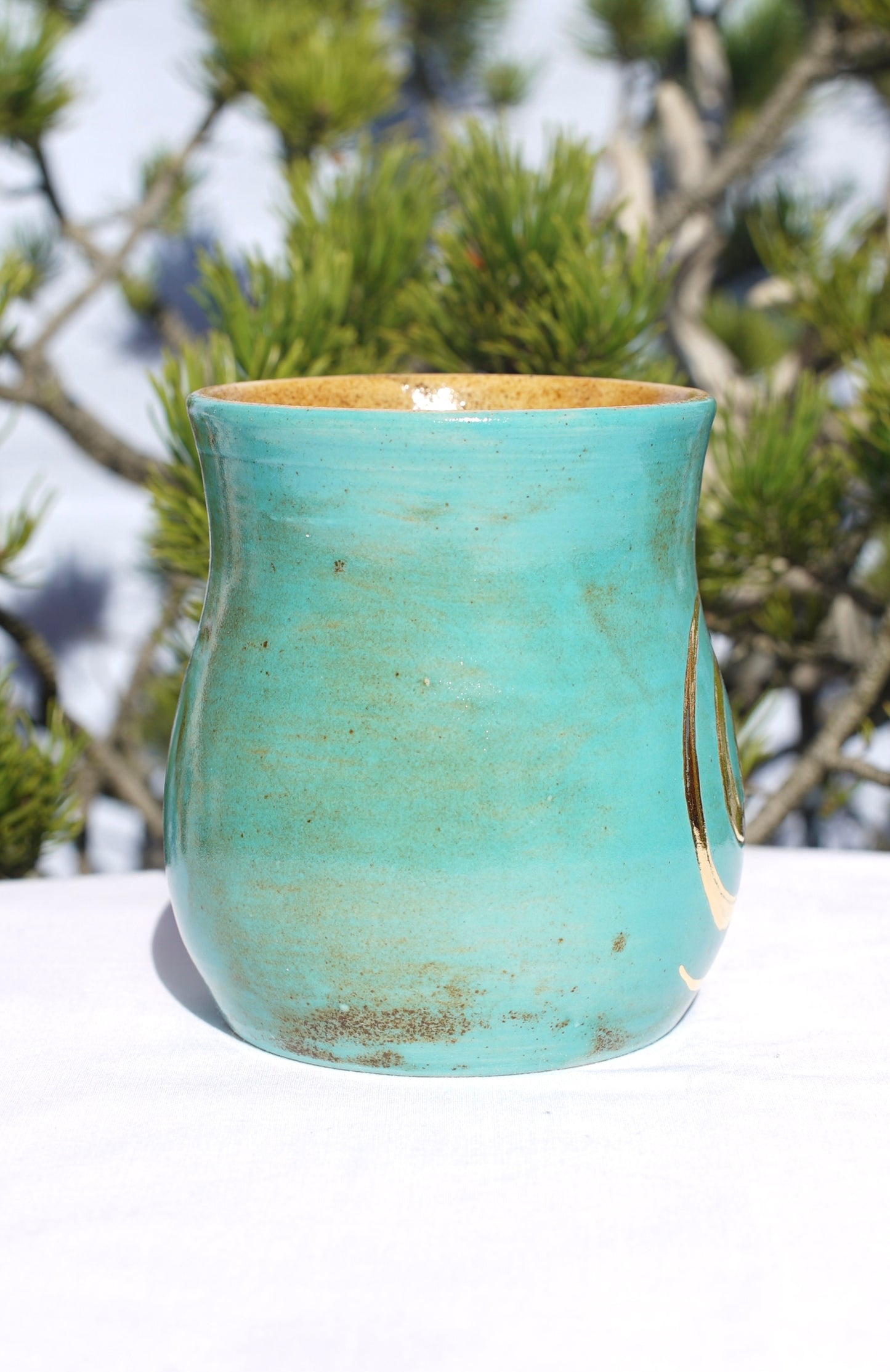 Tasse Jade Spirale 24 Karat Gold (2)