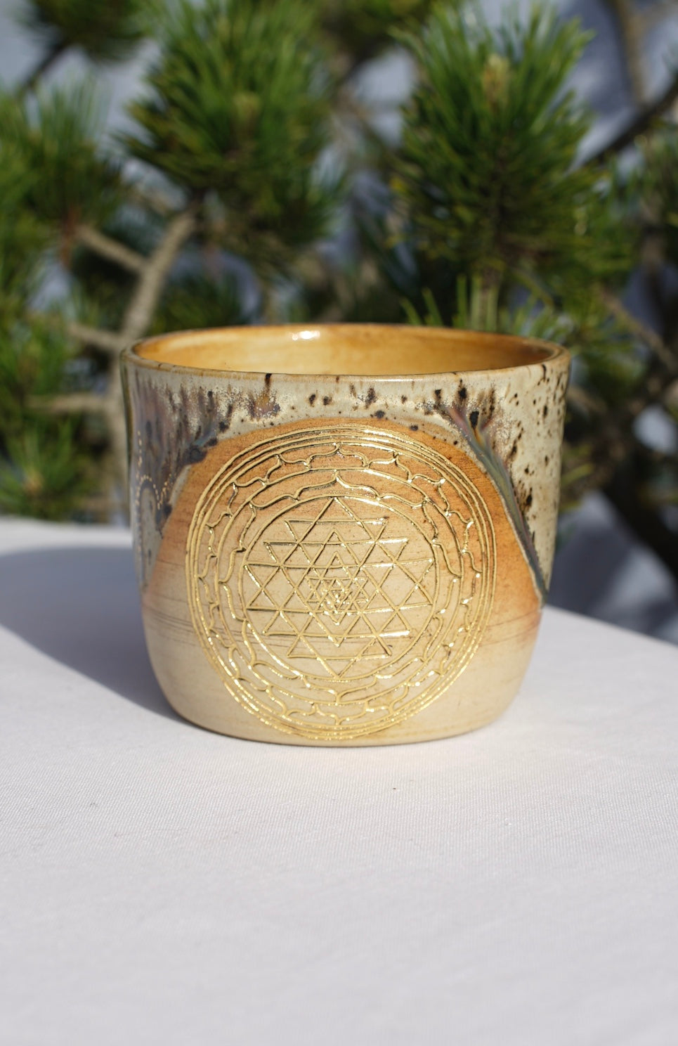 Becher Kakaozeremonie mit Sri Yantra 24 Karat Gold