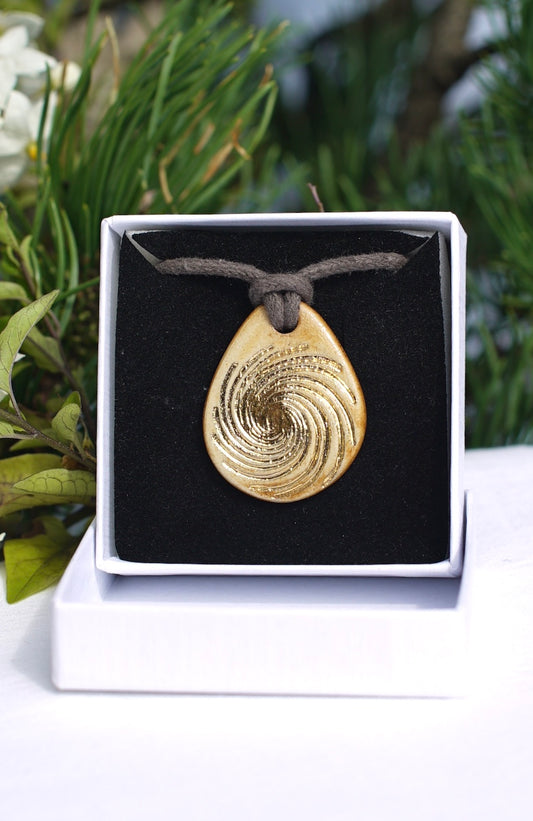 Amulette Spirale- Or véritable