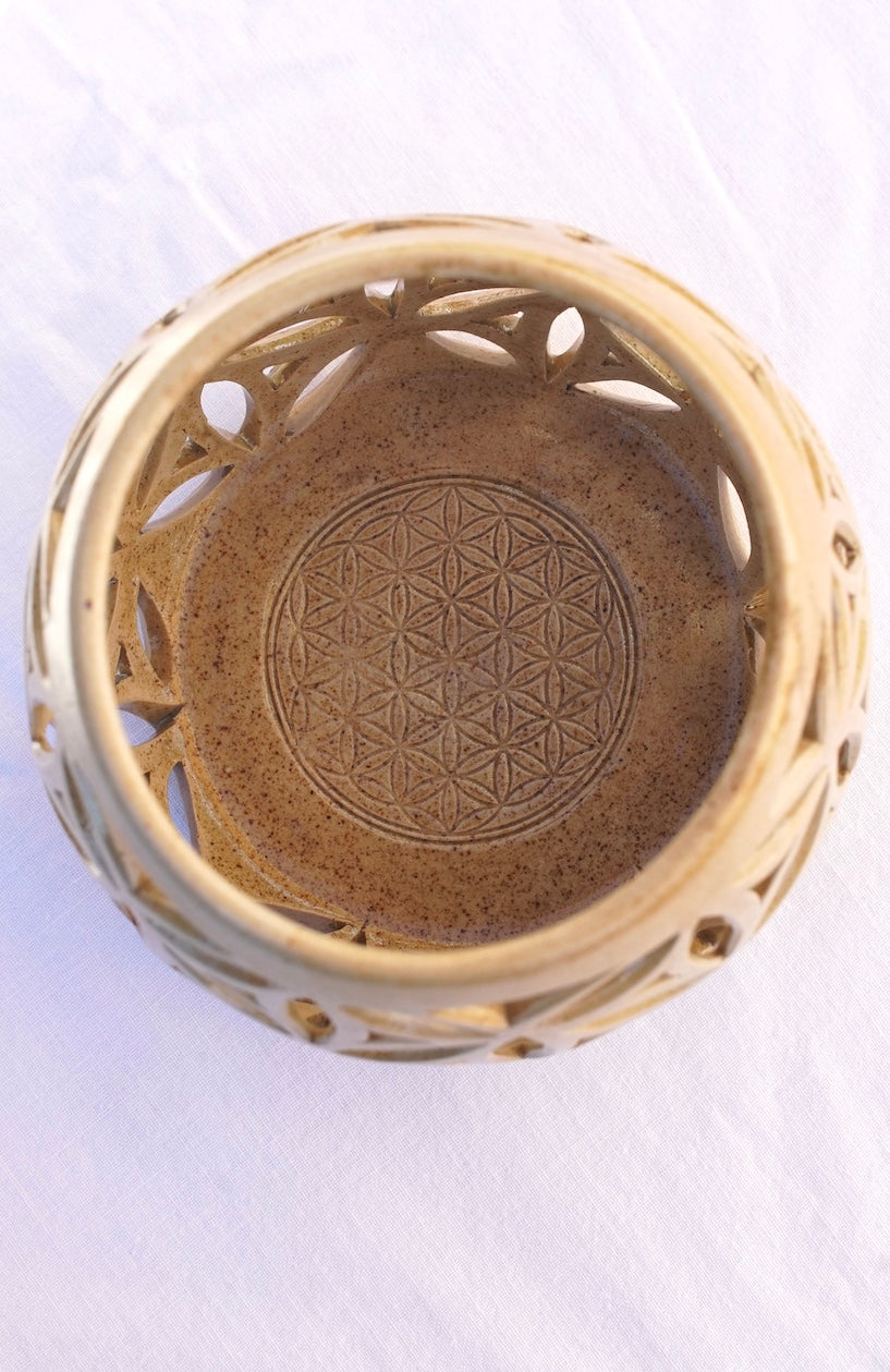 Aromaöl-Lampe "Blume des Lebens"