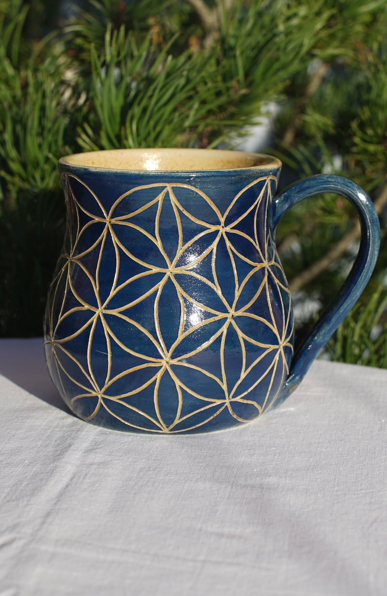 Flower of life mug blue sgraffito