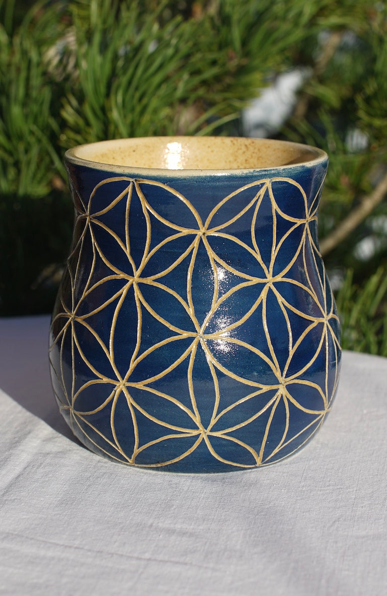 Flower of life mug blue sgraffito