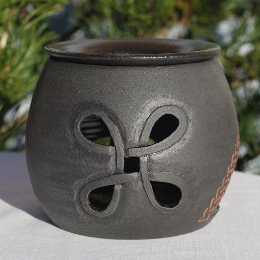 Aromaöl-Lampe keltisch mit Runen