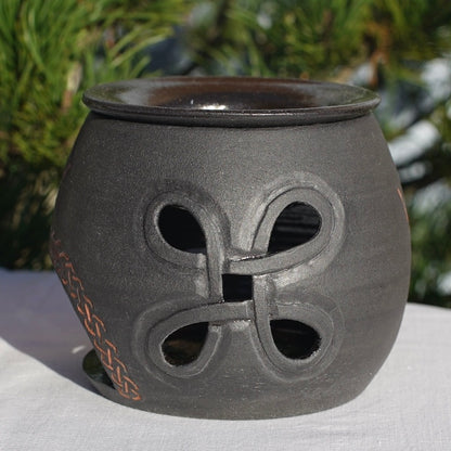 Aromaöl-Lampe keltisch mit Runen
