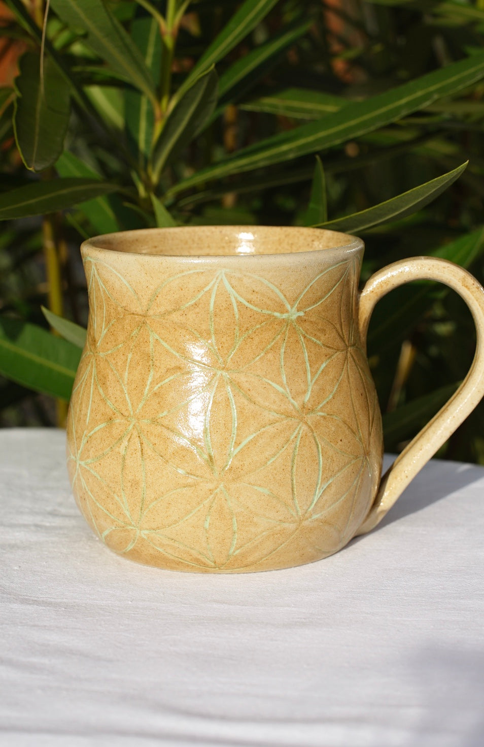Flower of life mug light green sgraffito