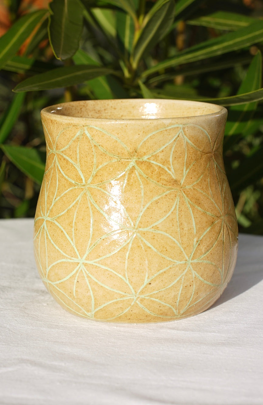 Flower of life mug light green sgraffito