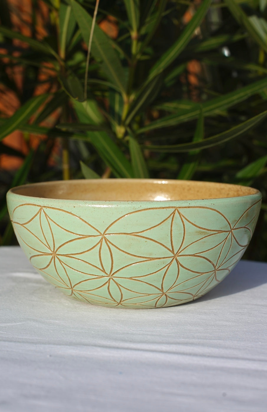 Müslischale XL hellgrün mit Blume des Lebens
