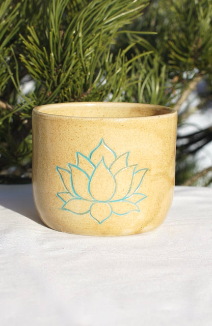 Becher Lotus jade
