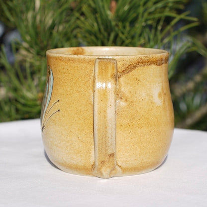 kleine Tasse Schmetterling