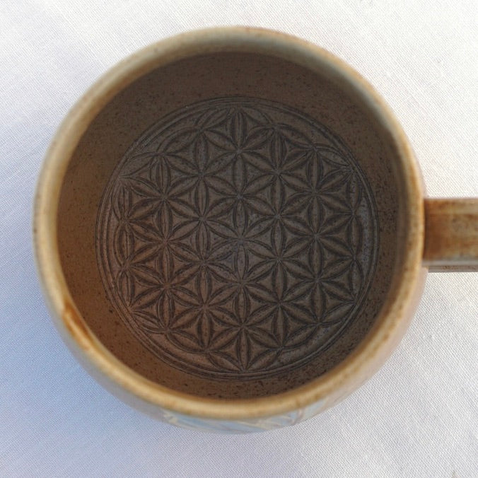 kleine Tasse Schmetterling