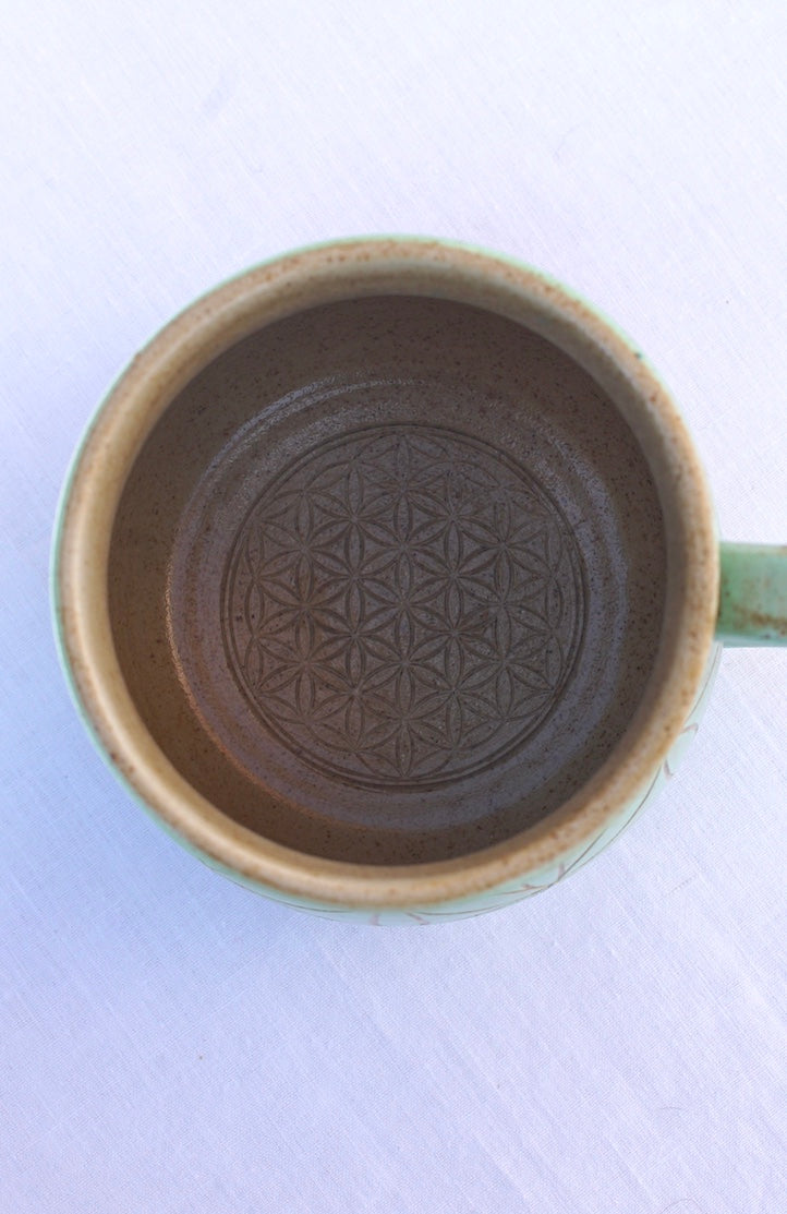 Flower of life mug light green sgraffito