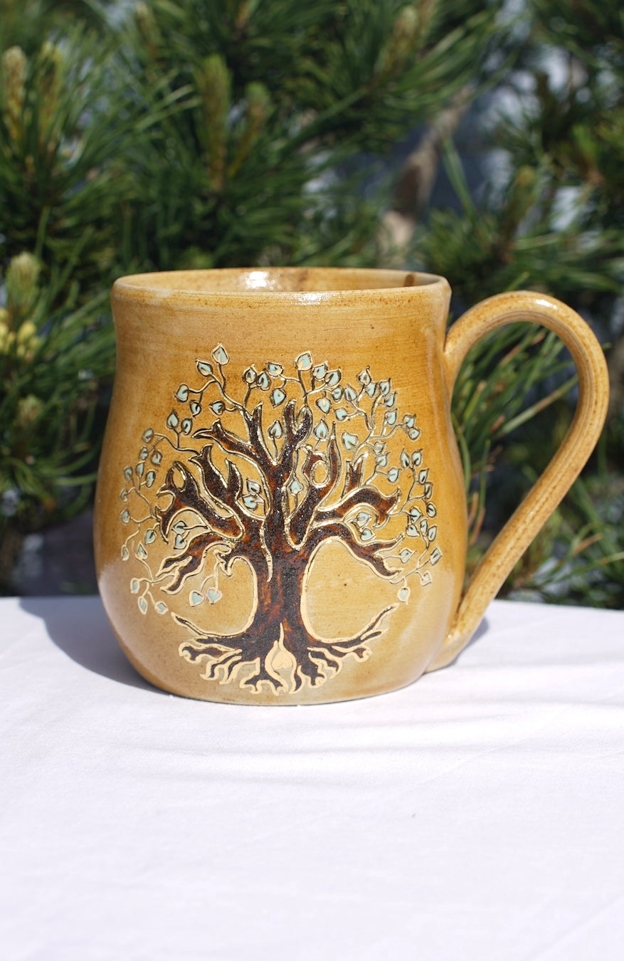 Tasse Arbre de vie avec terre médicinale et or 24 carats