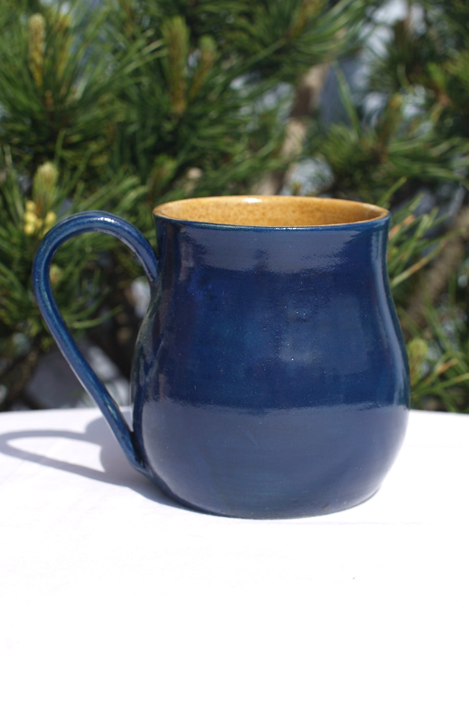 Tasse blau Spirale 24 Karat Gold