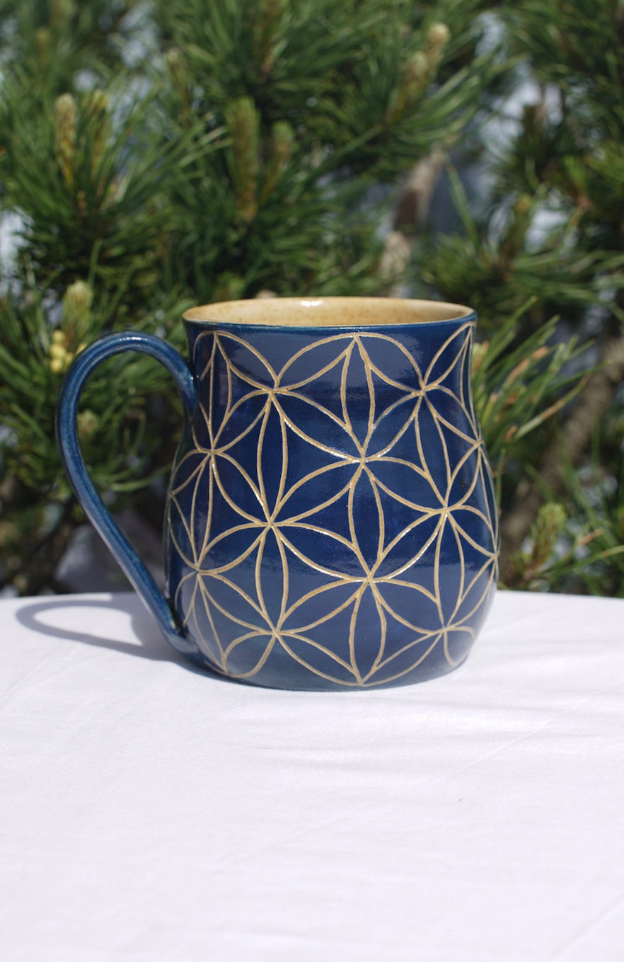 Flower of life mug blue sgraffito