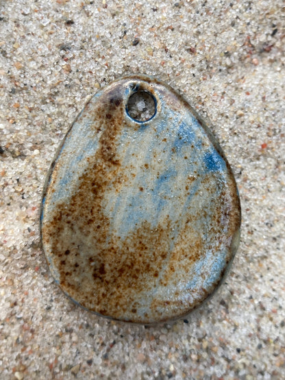 Amulette Lotus bleu-or